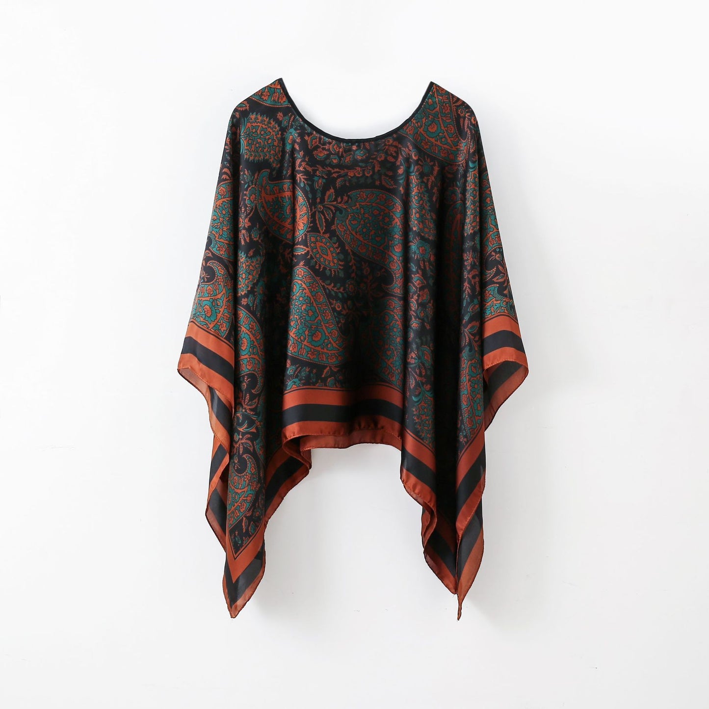 Châle Pullover Multifonctionnel – Écharpe, Vêtement Extérieur et Couverture