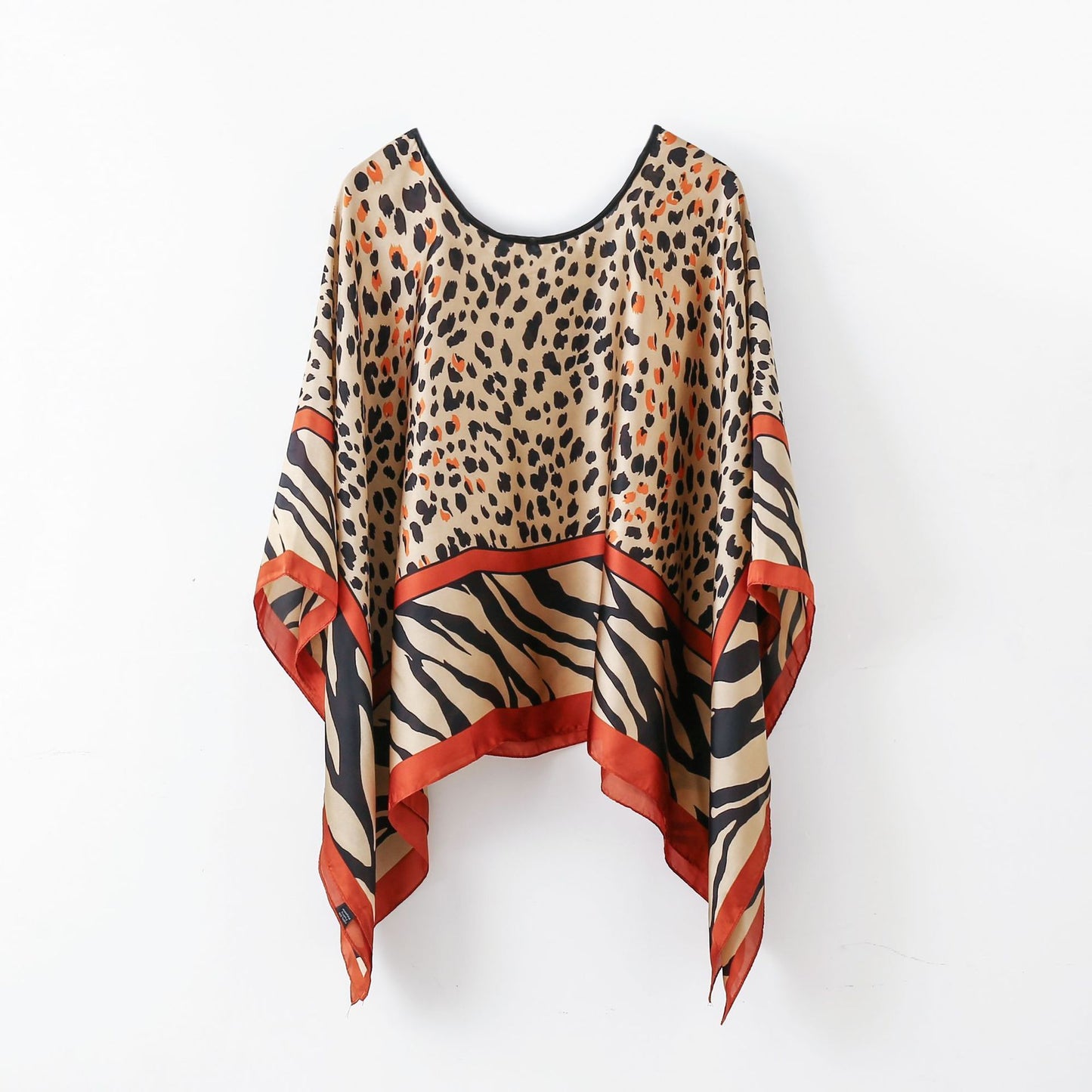 Châle Pullover Multifonctionnel – Écharpe, Vêtement Extérieur et Couverture