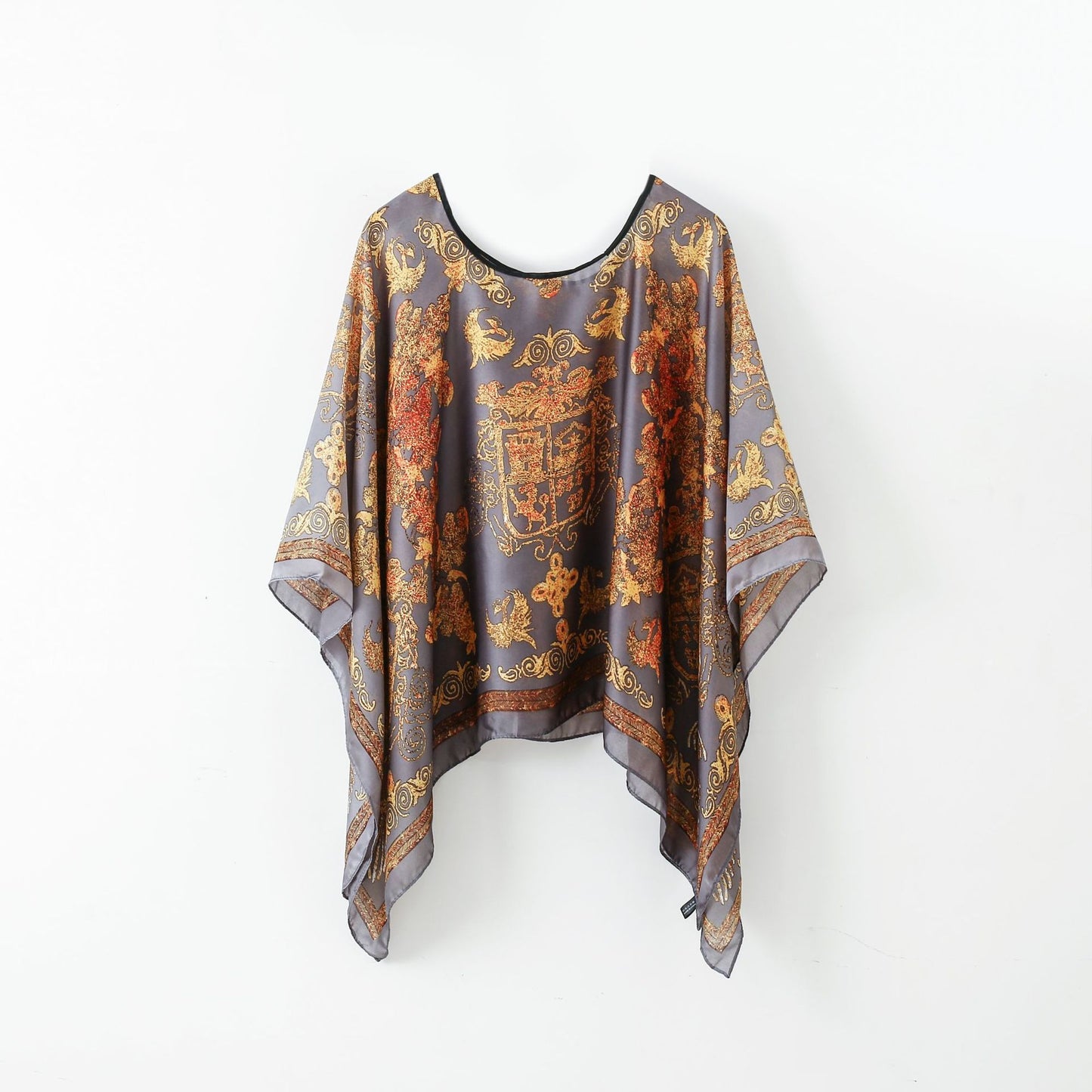 Châle Pullover Multifonctionnel – Écharpe, Vêtement Extérieur et Couverture