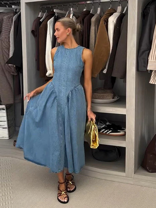 Robe en denim bleu clair à dos nu, évasée et chic pour femme – Style high street
